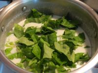 At the end put in the soup washed and cut lettuce,...