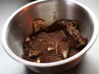 Finally, add finely grated bitter chocolate. Knead...
