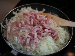 Onion-bacon mixture 