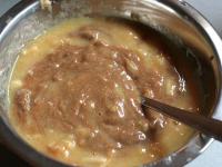 Grate the remaining apples, mix it with sugas and...