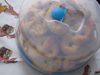 Store cool pretzels in the covered box....