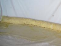 Continue in rolling with table cloth from broader...