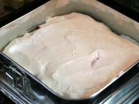 Spread cream cheese filling over the peaches....