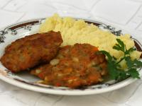 Serve hot with mash potato or celery root mash. ...