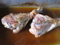 Wash the turkey drumsticks, place on the tray,...