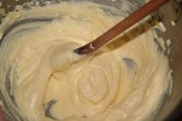 Mix the custard powder with vanilla sugar in a...