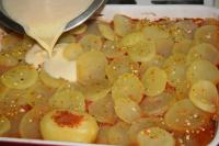 Put out the baking sheet and pour it with a roux...