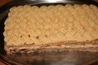 Leave the finished cake to cool well....