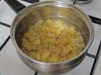 Peel the potatoes and cut into the small cubes....