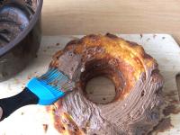 Lay the last layer and spread the whole bundt cake...