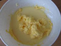 Egg liquer should be added....