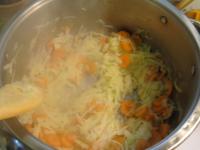 Peel kohlrabi, carrots, potatoes and wash. Cut off...