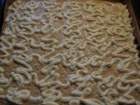 ... and spray on the dough zigzag....