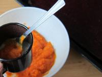 Melt the gelatin and heat it in water (it must not...