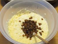 ... and raisins....