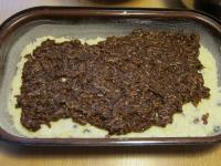 Put apples carefully on the rice mixture so that...