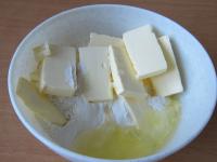 Measure flour, add sugar, pinch of baking powder,...