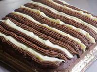 Let the dessert stiffen in the fridge. ...