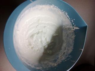 Whipped cream and sugar icing
