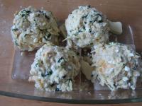 Layer the stuffing over the fillets into the shape...
