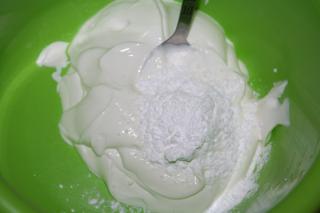 Preparation of the whipped cream 
