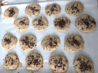 Sprinkle the surface with chocolate, that we put...