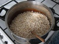 Pour in puffed rice and mix well. Allow the...