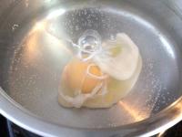 Bring a water with a little salt and vinegar to...