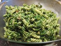 Grease a baking dish with oil, put spinach...