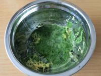 Add mixed ramsons to the potatoes, ......