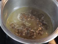 Pour the juice from baking into a smaller pot and...