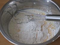 Mix pudding powder and flour in the milk....