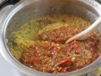 Add the mixture to the cooked lentils....