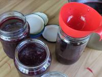 The syrup can also be stored in preserving jars...