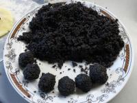 Create balls from the poppy seeds (diameter about...