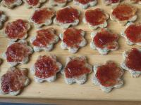 Connect with strawberry jam together, one whole...