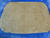 Roll the dough into a rectangle 32x24 cm. Cut into...