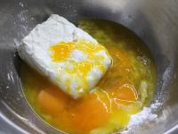 Prepare the filling by mixing cream curd with...
