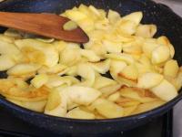 Peel the apples, cut them into thin pieces and fry...
