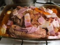 Turn the meat again, add the vegetables and the...