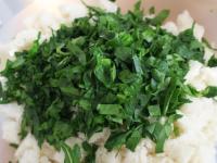 Add the spinach to the bread and mix....