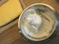 Spread butter cream on the cooled base and whipped...