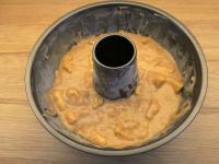 Pour the dough into the mold....