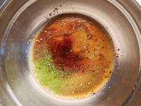In a small bowl, combine fresh lime juice, light...