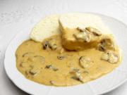 Mushroom Sauce with Yeast Dampling