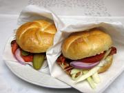 A quick hamburger made of meatloaf in a breadstuff