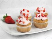 Strawberry Cupcakes with Mascarpone Cream