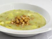 Leek soup with roasted chickpeas