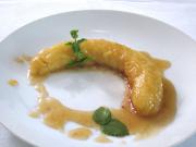 Caramelized bananas with rum sauce