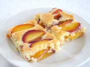 Peach sponge cake